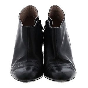 Marc Jacobs Size 38 (EU) Black Leather Boots
